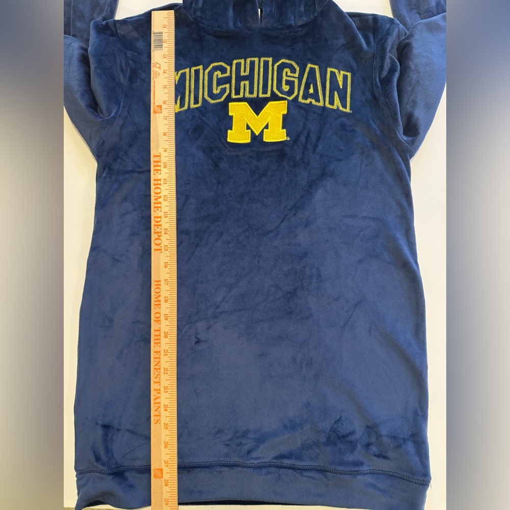 Michigan Women's Navy Blue Fleece Hoodie - Picture 10 of 13